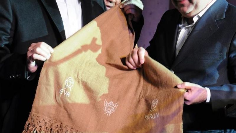 Flamante reinauguracón de la Plaza 25 de Mayo