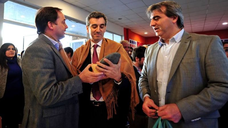 Mera junto a Randazzo en el Poncho