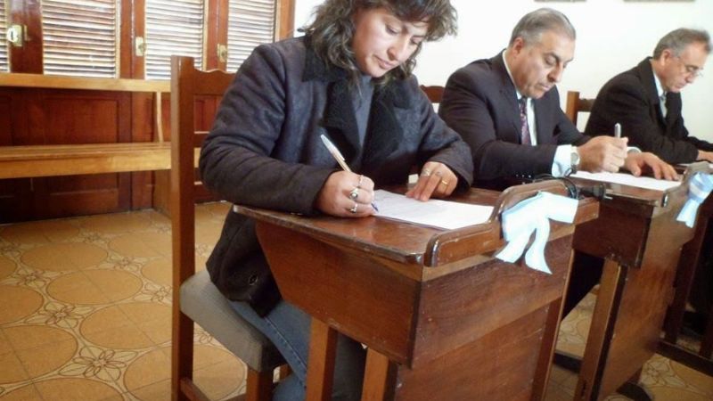 6 a 1: Gloria Peña, la única oposición