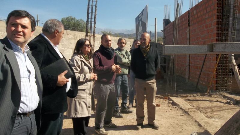 Corpacci visitó la obra de la Residencia Universitaria