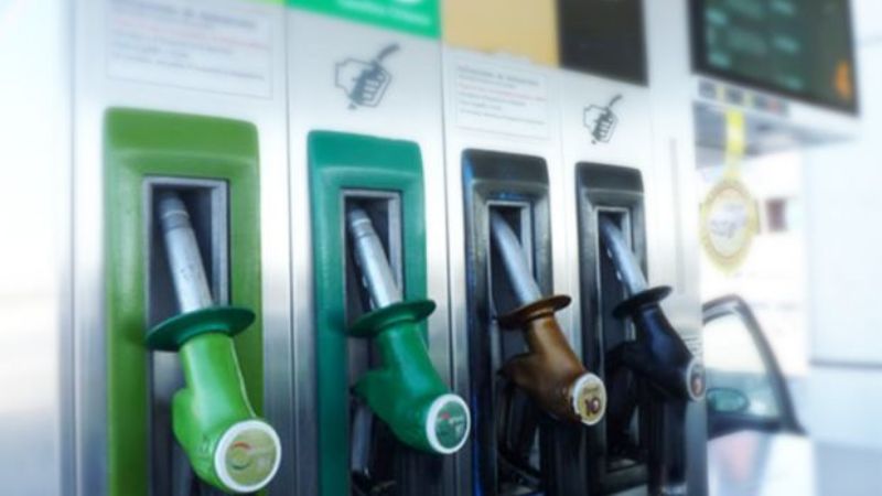 Por la recesión, se importa menos nafta: cayó 16%