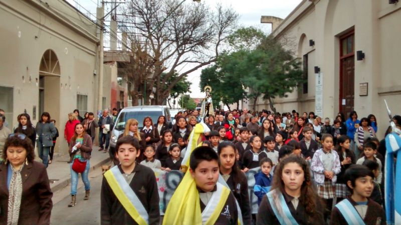 Misa y procesión en honor a la Virgen del Carmen