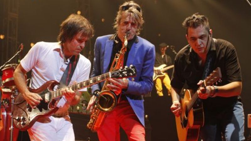 Los Decadentes en el salón mayor del Poncho 2014