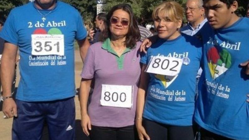 Atletas invitan a la “Caminata con Lucía”