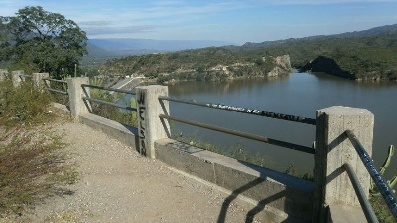El mirador del dique Las Pirquitas abandonado