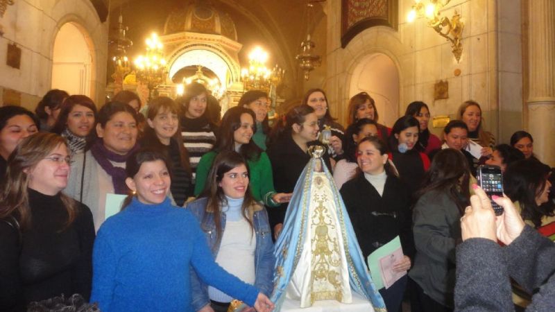 Encuentro de embarazadas en el Camarín de la Virgen del Valle