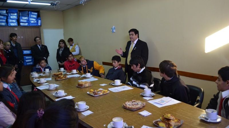 Alumnos de la escuela Luis Franco visitaron la Legislatura