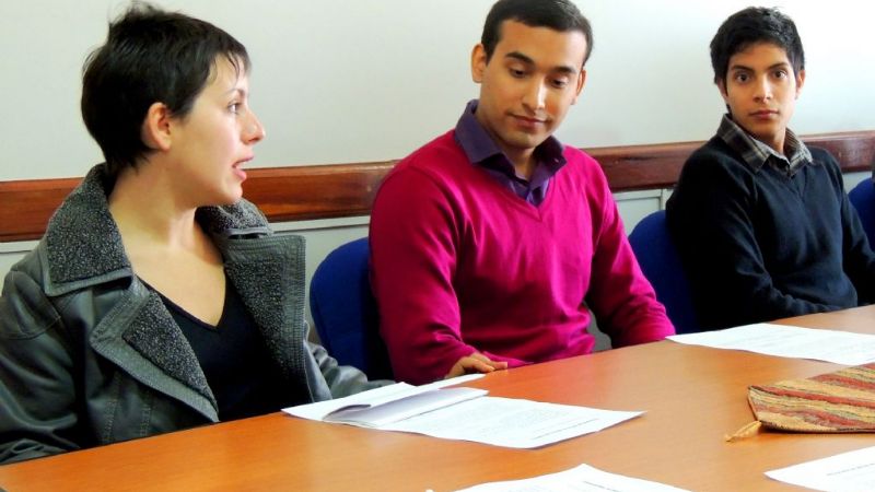 Mera entregó becas al Mérito Académico