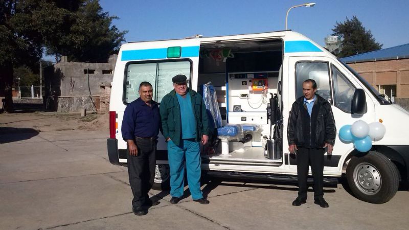 Nueva ambulancia para el hospital de Piedra Blanca