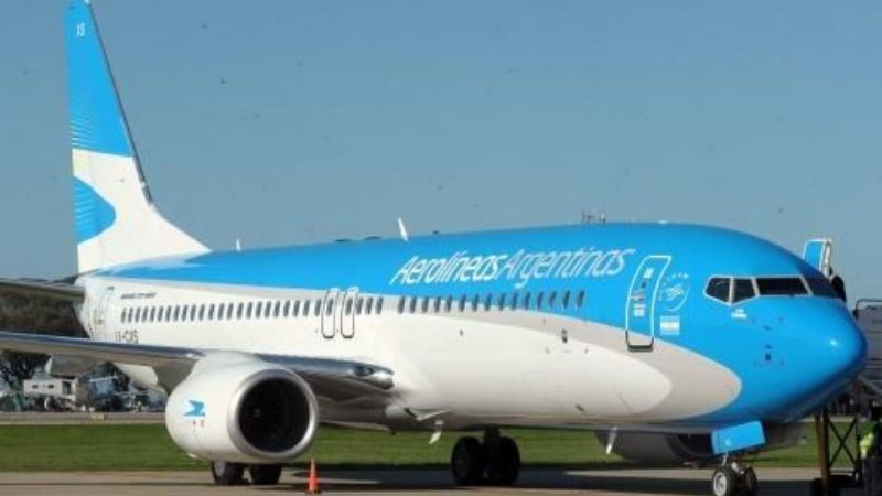 "Mientras Macri sea presidente, Aerolíneas será de los argentinos"