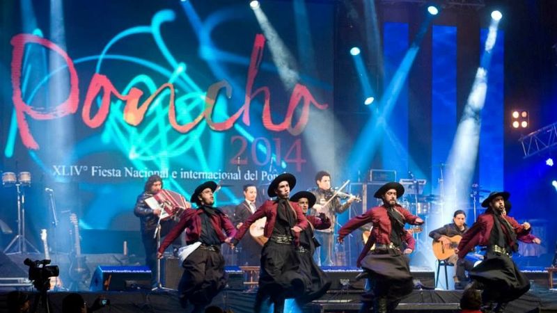 Excelente participación de las academias municipales de Los Altos en el Poncho