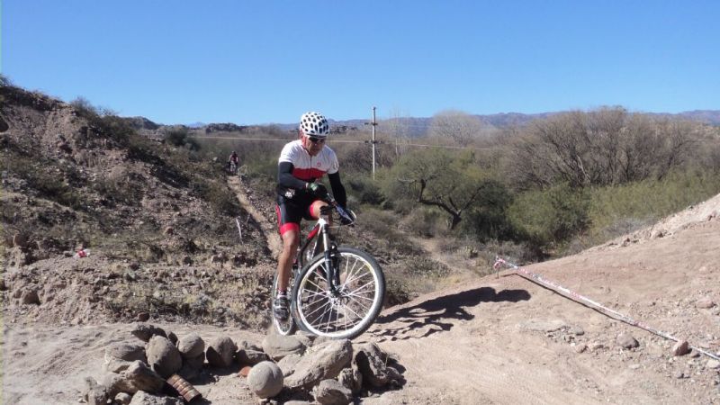 Espectacular jornada de mountain-bike corrida en la localidad de Hualfín