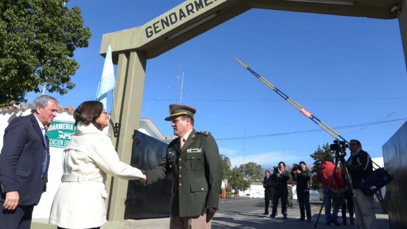 Lucía presidió el acto por el aniversario de Gendarmería Nacional