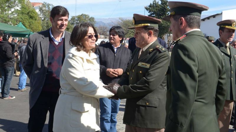 Lucía presidió el acto por el aniversario de Gendarmería Nacional