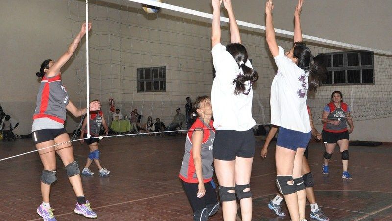 Exitoso Torneo de Voley Libre
