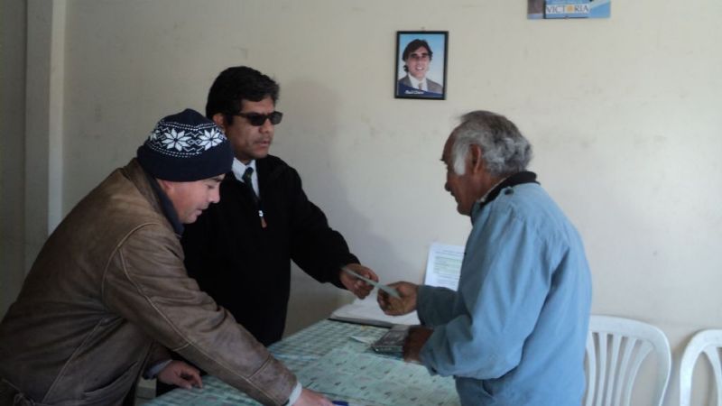 Siguen pagando a los productores de acopio de nuez y pimiento