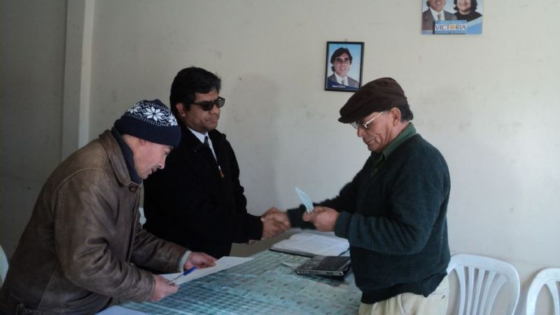 Siguen pagando a los productores de acopio de nuez y pimiento