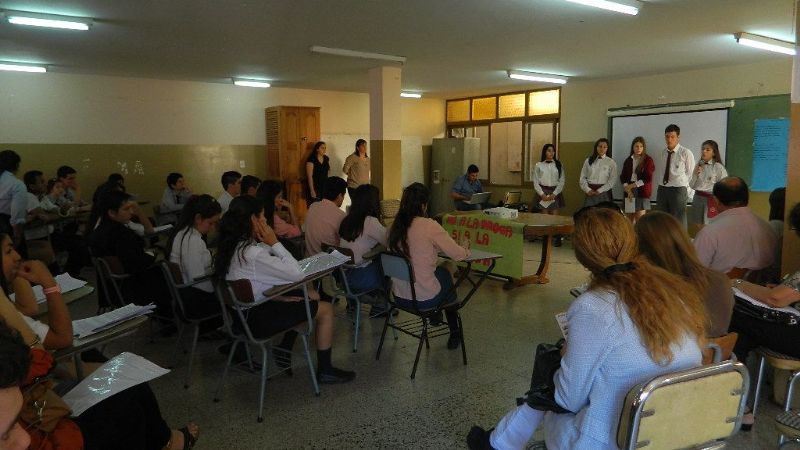 Jornada de reflexión y estudio acerca de las cuestiones sociales para docentes