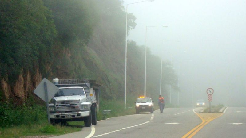 Advierten por tarea de bacheo y retiro de derrumbes en El Totoral