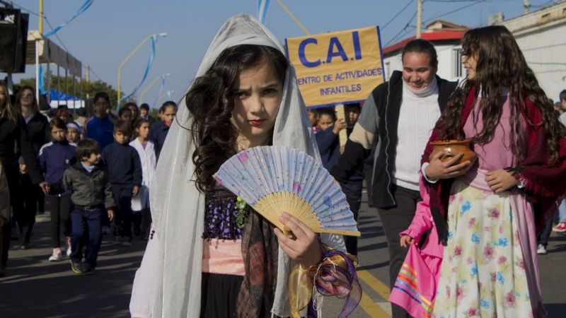Desfile por el 131 aniversario de la fundación de la ciudad