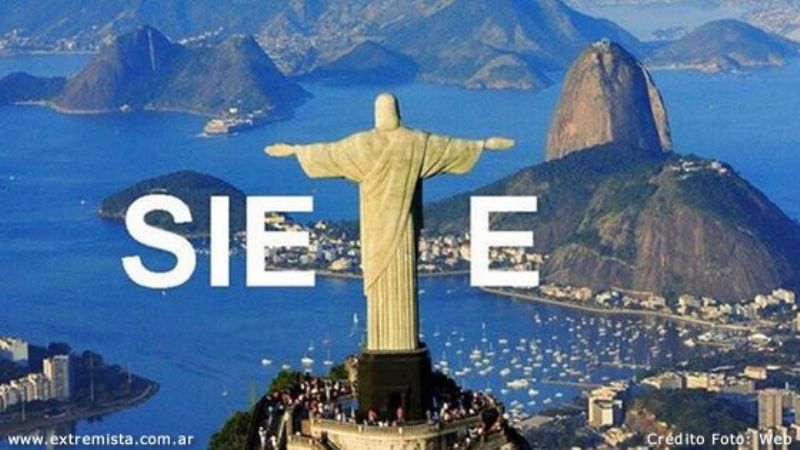 Los afiches con cargadas a Brasil no podían faltar