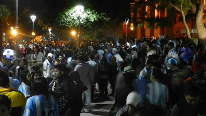 El triunfo desató un multitudinario festejo en Catamarca