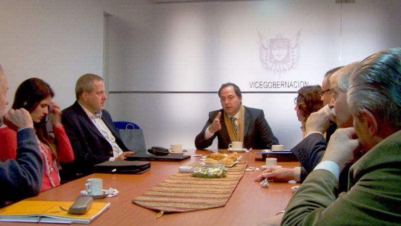 Perczyk con Mera y el Foro de Educación