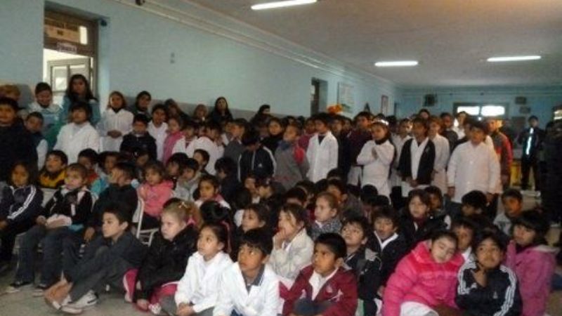 En la Escuela de La Carrera, iniciaron las actividades del “Mes del Niño”