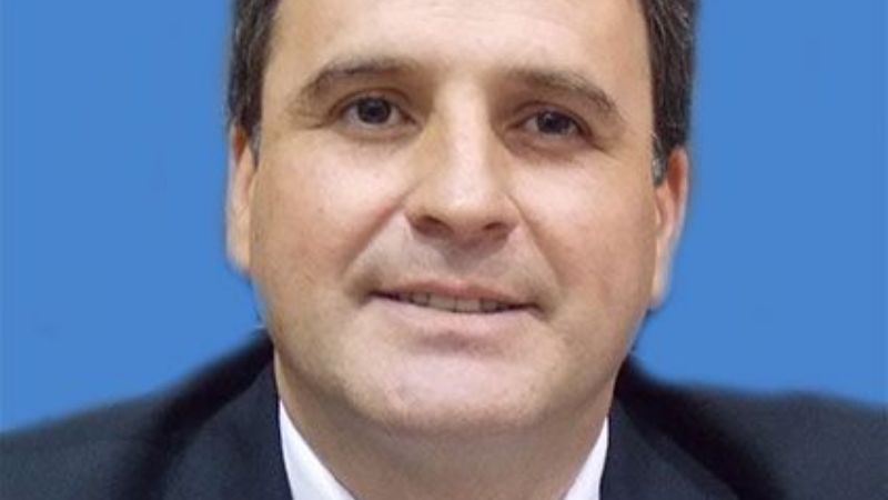 Asfaltado en el barrio Hipódromo