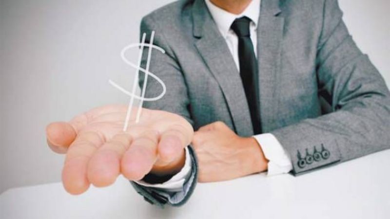 Tras el default, la compra de dólares para ahorro se duplicó en un mes