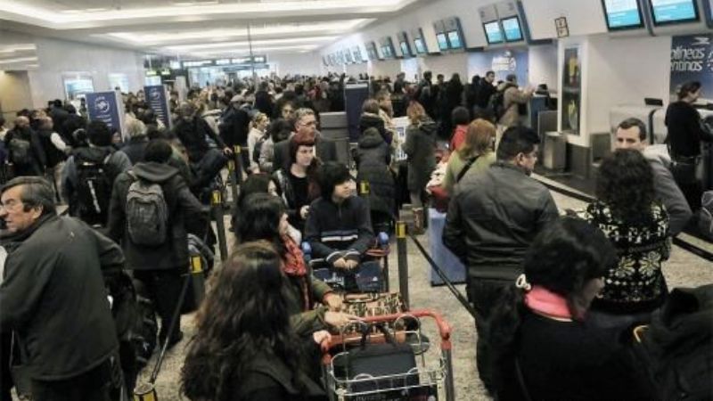 Tras el paro, se reanudaron los vuelos