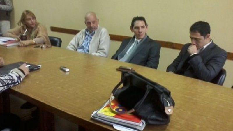 Acuerdan tratar sobre tablas, un proyecto