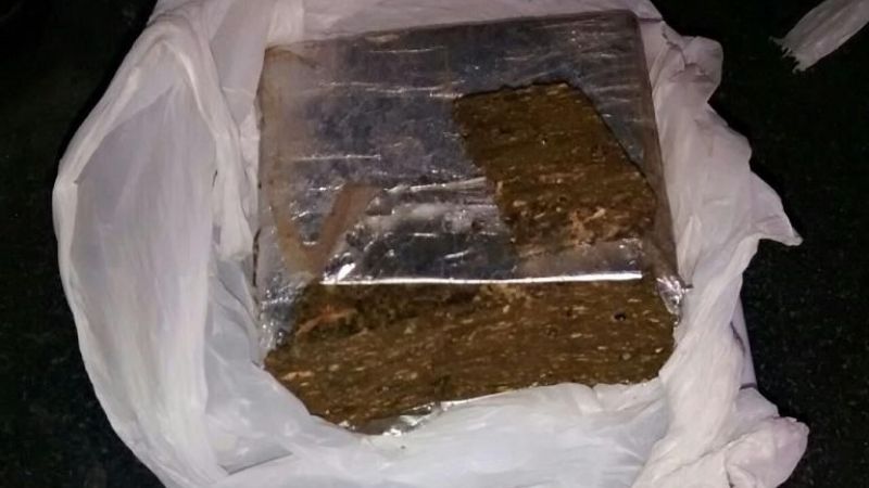 Llevaba casi 300 gramos de marihuana