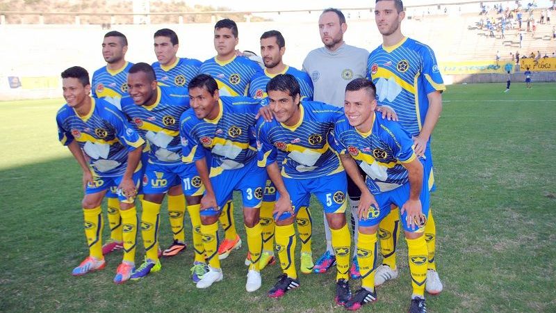 Unión Aconquija venció 3-2 a Policial en el último amistoso