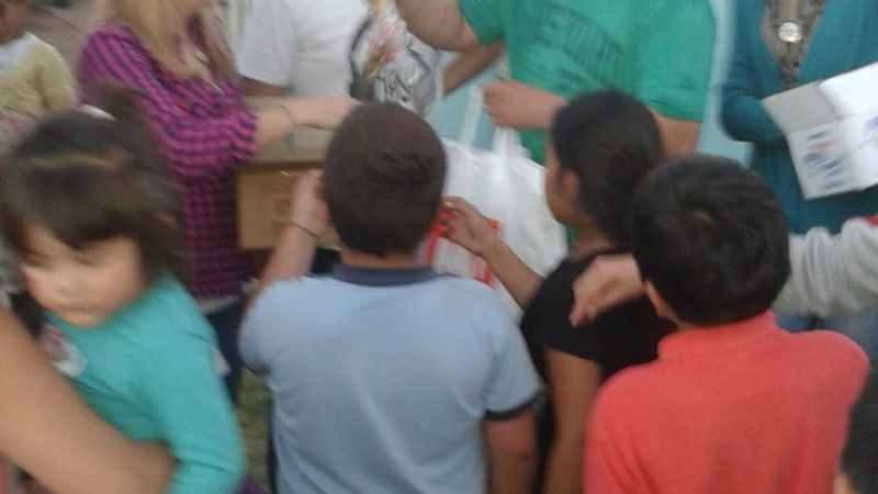 La juventud del APRa. agasajó a los niños