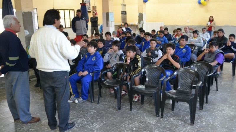 Charla sobre drogadicción en Policial