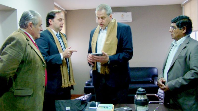 Mera solicitó a Perczyk ayuda para Siján