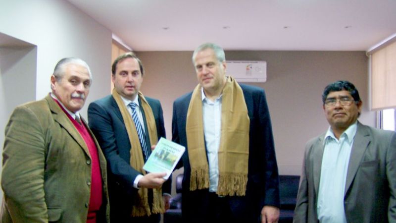 Mera solicitó a Perczyk ayuda para Siján