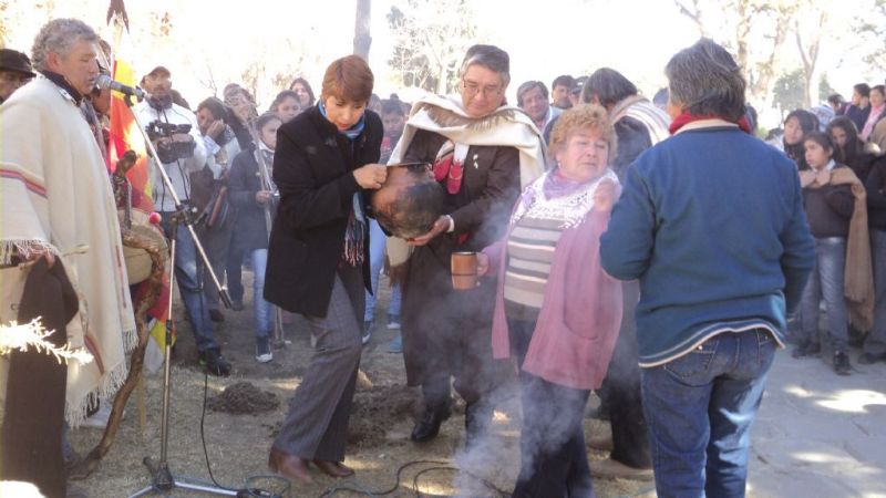 Se realizó la tradicional ceremonia a la Pachamama en San José
