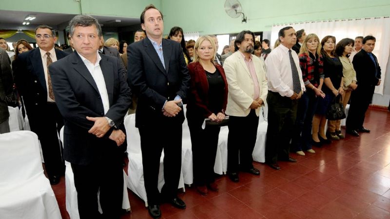 Mera: “Debemos trabajar para fortalecer los niveles de inversión en la educación”