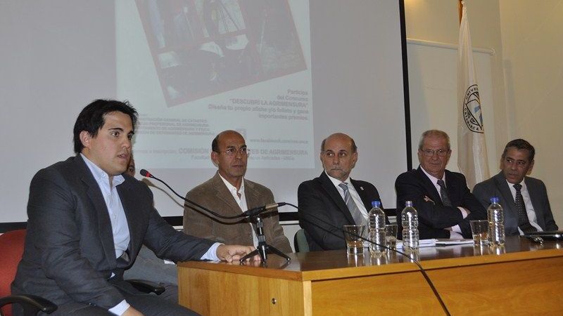 Evolución, controversia con el Ingeniero Civil y saneamiento de títulos fueron temas centrales