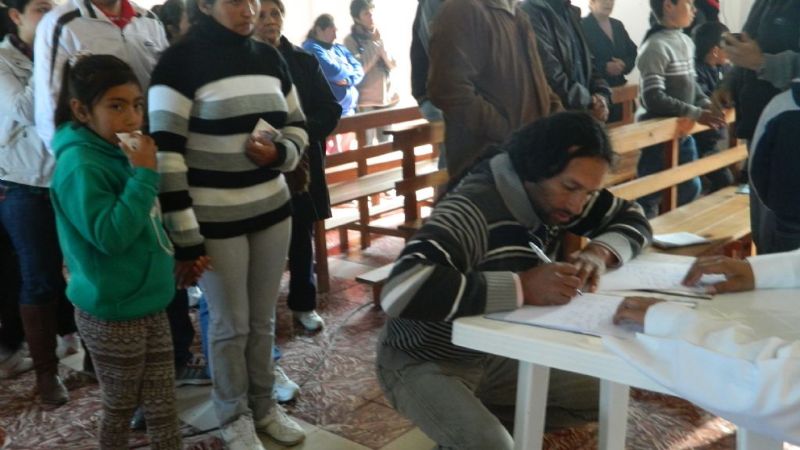 El Obispo consagró el altar y dedicó el templo del pueblo de Yunka Suma