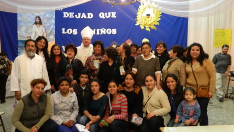 El Obispo visitó las escuelas de Malli y Huaco y se reunió con municipales y catequistas