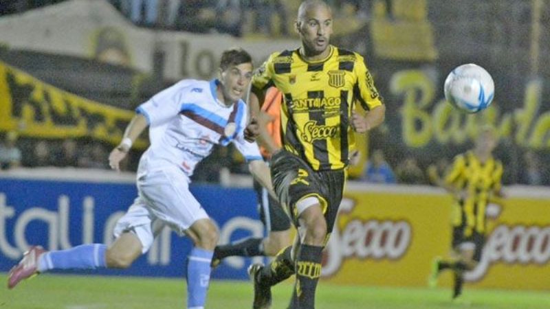 Aconquija “no respetó” al poderoso Mitre y en Santiago