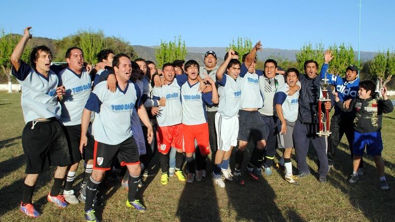 La Copa “OSECAC” de la Liga Mercantil fue para Todo Caño