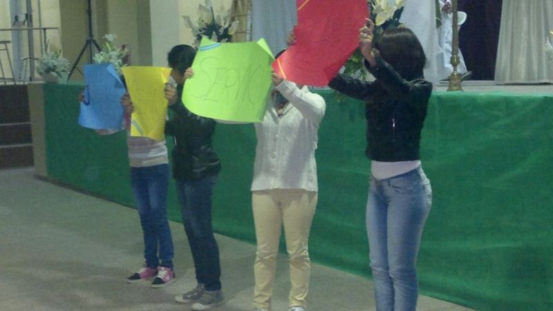 El Obispo celebró 12 bautismos, 9 confirmaciones y un casamiento