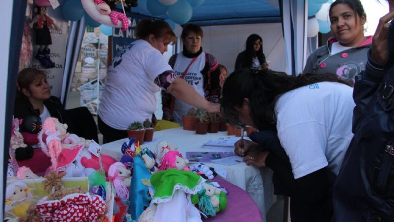 Los emprendedores se mostraron en la Fiesta de la Autonomía