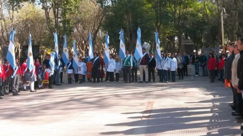 Homenajes en el Día del Folklore