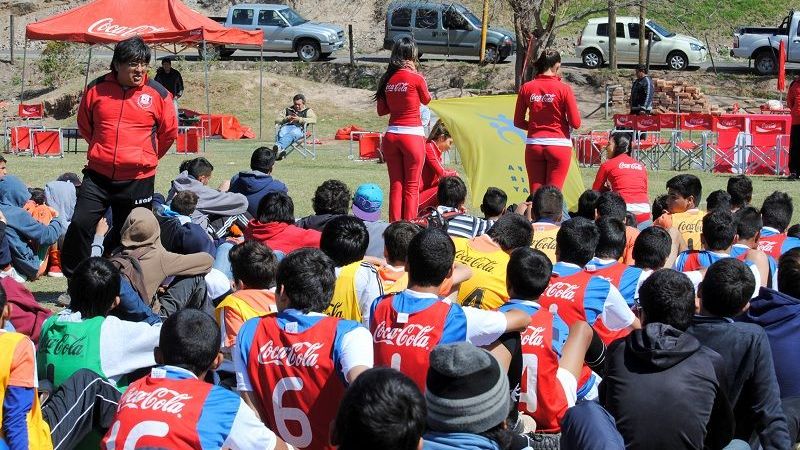 La Copa “Coca Cola” tiene los primero clasificados a 8vos. de final