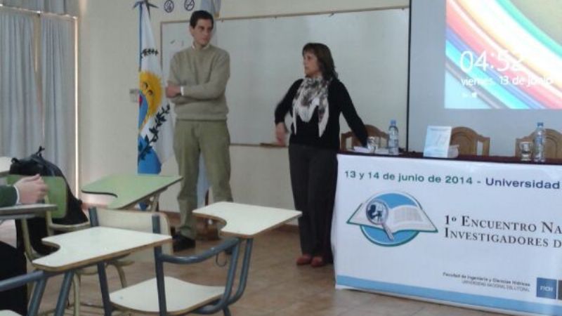 Docentes de la Facultad de Tecnología presentaron libro de su autoría